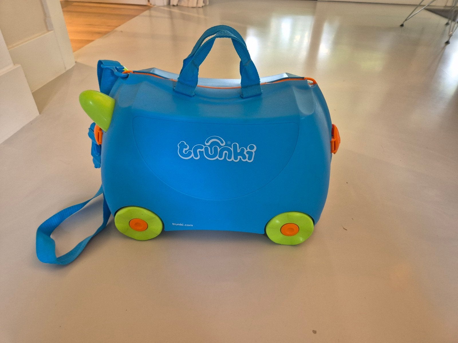 Trunki kinderkoffer blauw, Ophalen, Zo goed als nieuw