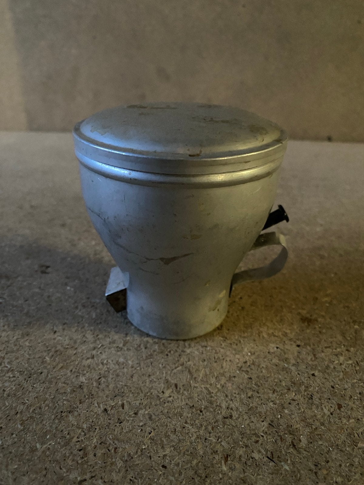 Antieke suikerdispenser van metaal, Ophalen of Verzenden
