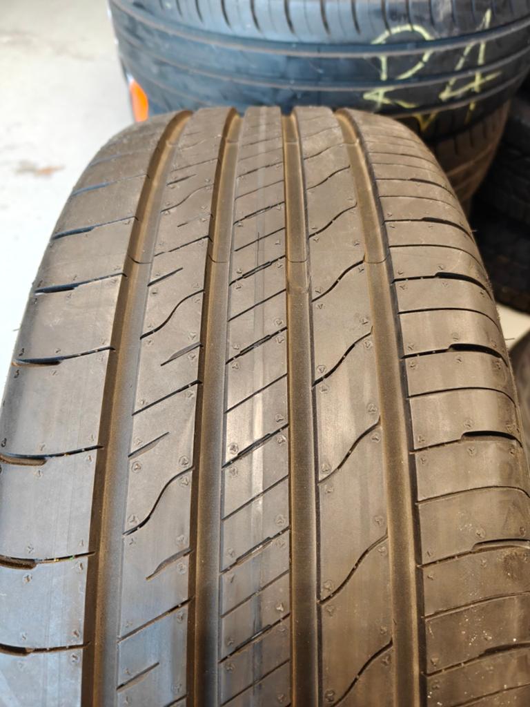 4x 215/55R18 Demo Zomerbanden Goodyear