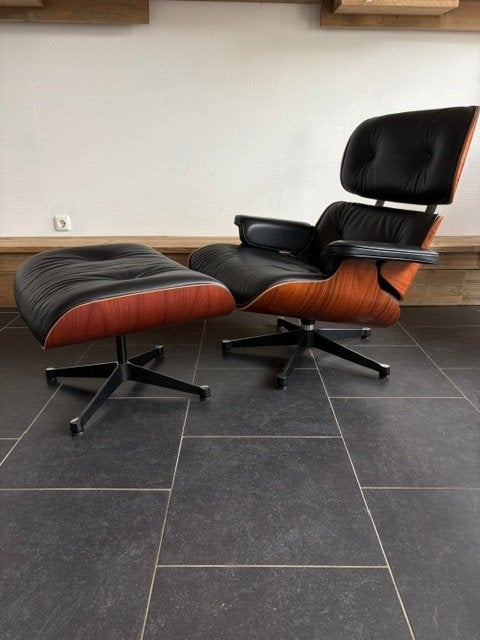 Vitra Eames Lounge Chair met Ottoman, Palisander , 2017, Huis en Inrichting, Vitra, Design, 75 tot 100 cm, Ophalen of Verzenden