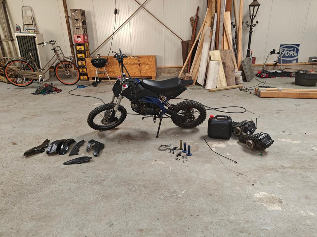 Crossmotor/pitbike 125cc 4 stroke, Ophalen, Pitbike