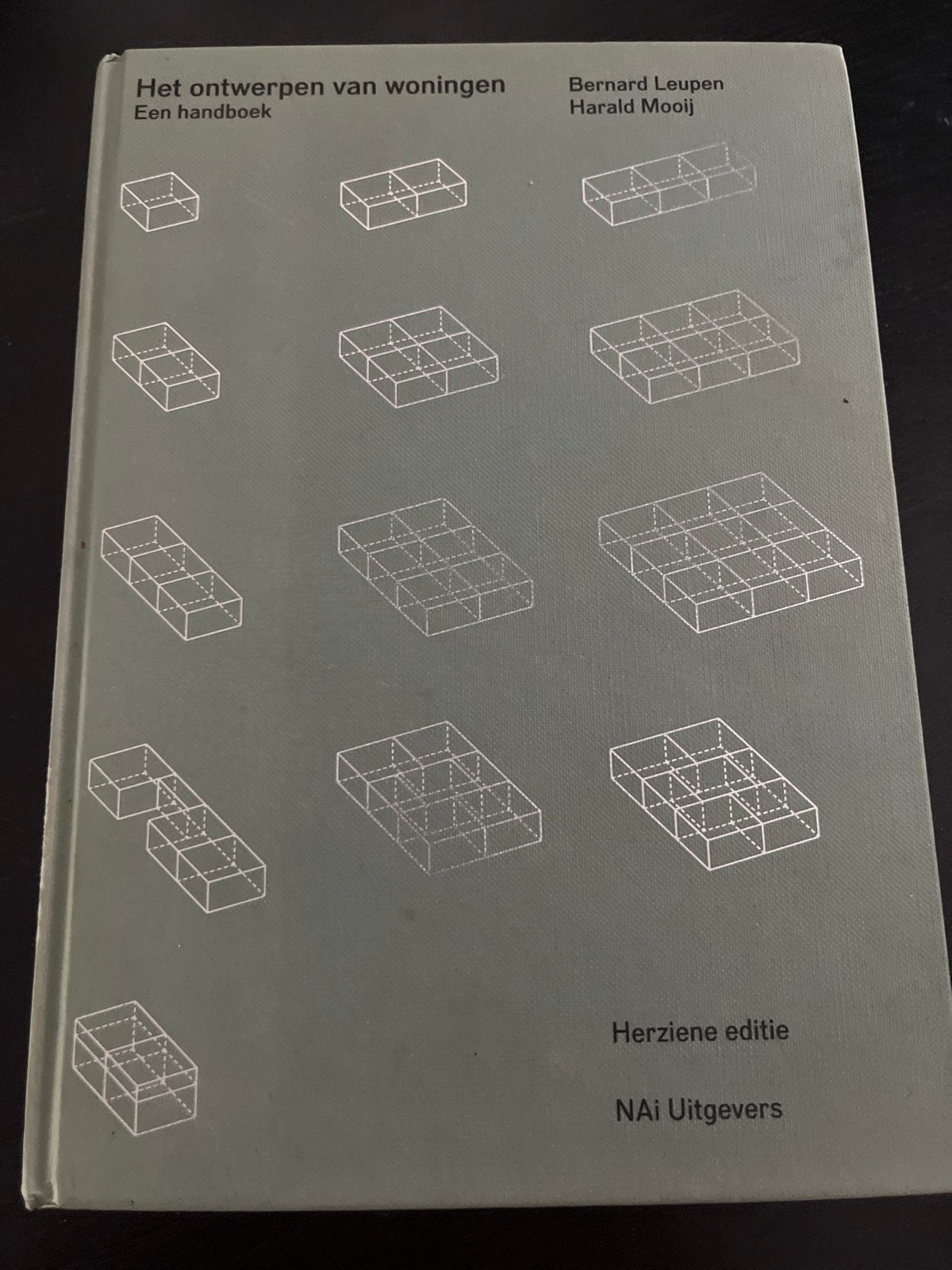 Het ontwerpen van woningen - Een handboek, Boeken, Ophalen of Verzenden, Zo goed als nieuw, Architectuur algemeen