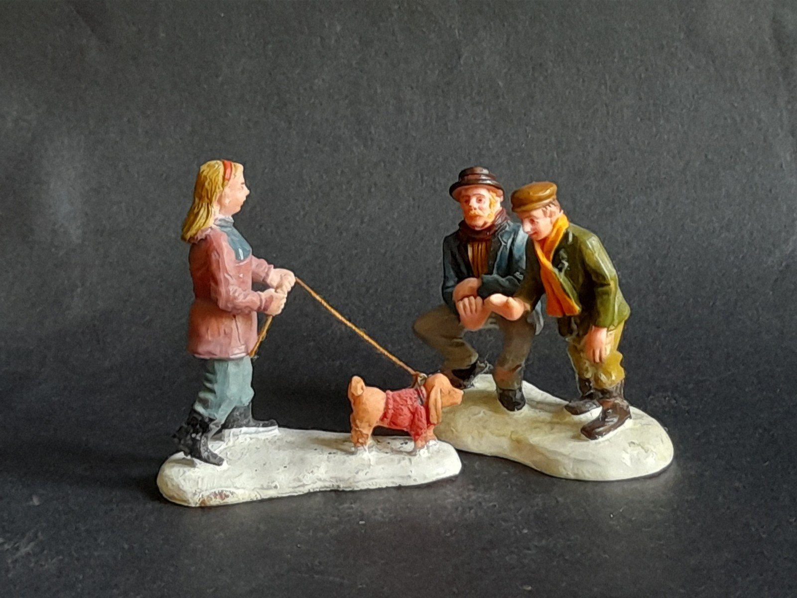 lemax kerst figuur b065 kerstdorp kersthuisjes, Verzenden