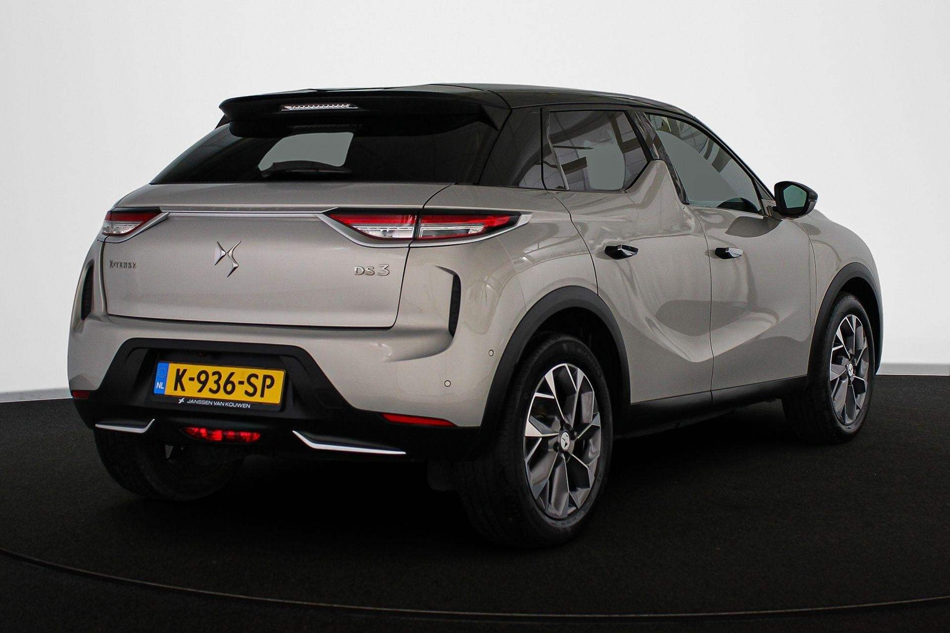 DS 3 Crossback E-Tense Executive 50 kWh SOH 96% Leder Stoelv, Auto's, 136 pk, 1498 kg, 320 km, SUV of Terreinwagen