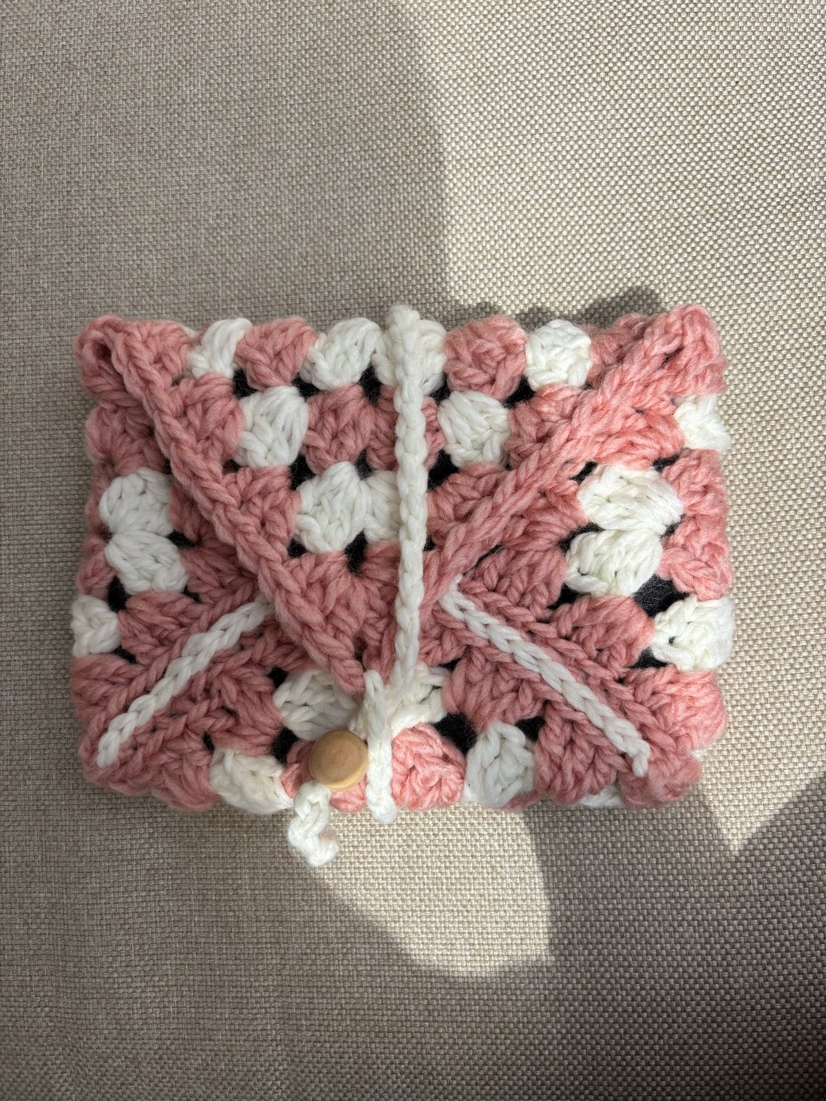 Gehaakte hoes voor kindle/e-reader - Roze/Wit, Ophalen of Verzenden, Nieuw