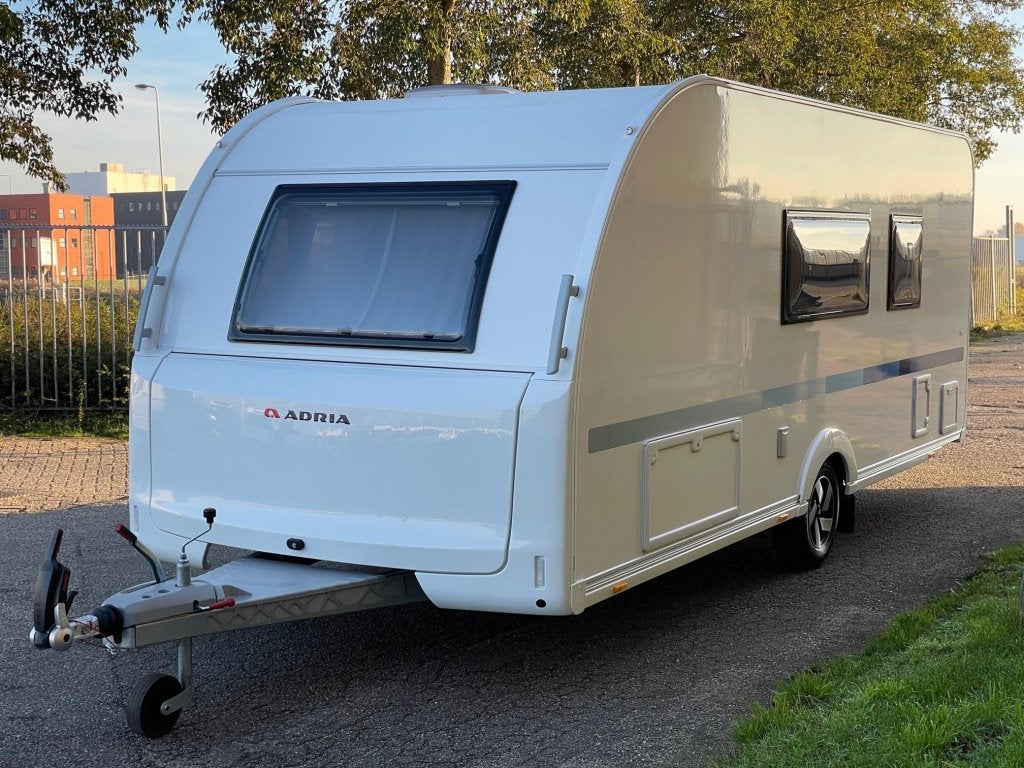 Adria Altea 542 PK, Caravans en Kamperen, Caravans, Dwarsbed, Rondzit, Bedrijf, Schokbreker