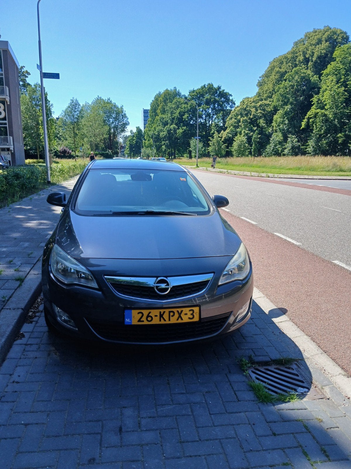 Opel astra 2010 met defecte motor., Auto's, Opel, Voorwielaandrijving, Beige, Handgeschakeld, Particulier