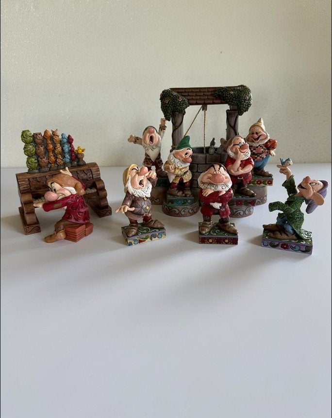 Disney Traditions serie uit assepoester, Ophalen of Verzenden, Assepoester of Belle, Zo goed als nieuw, Beeldje of Figuurtje