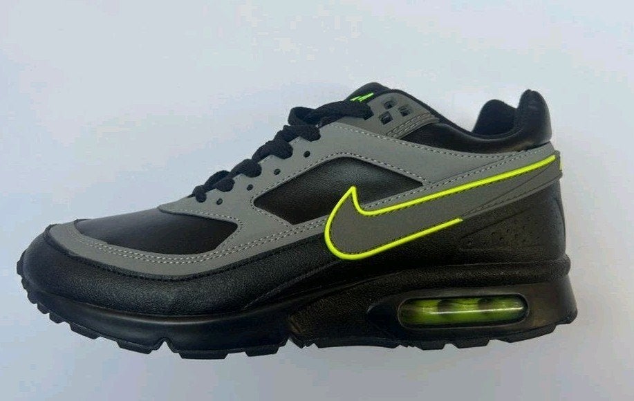 Nike Air Max 90 Classic & BW - Diverse maten, Kleding | Heren, Schoenen, Zwart, Info@nike.com, Nike, Nieuw