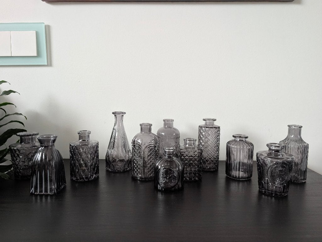 12 leuke kleine vaasjes zwart, Ophalen of Verzenden, Zo goed als nieuw, Zwart, Glas
