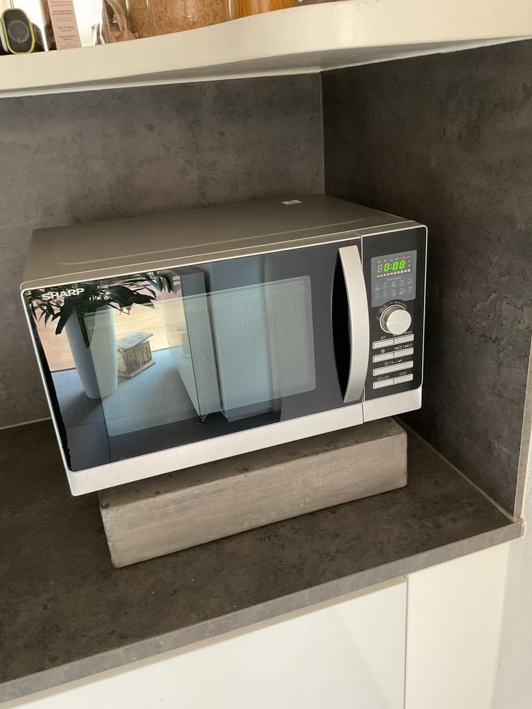Sharp R843IN combimagnetron, combi magnetron, Ophalen, Zo goed als nieuw