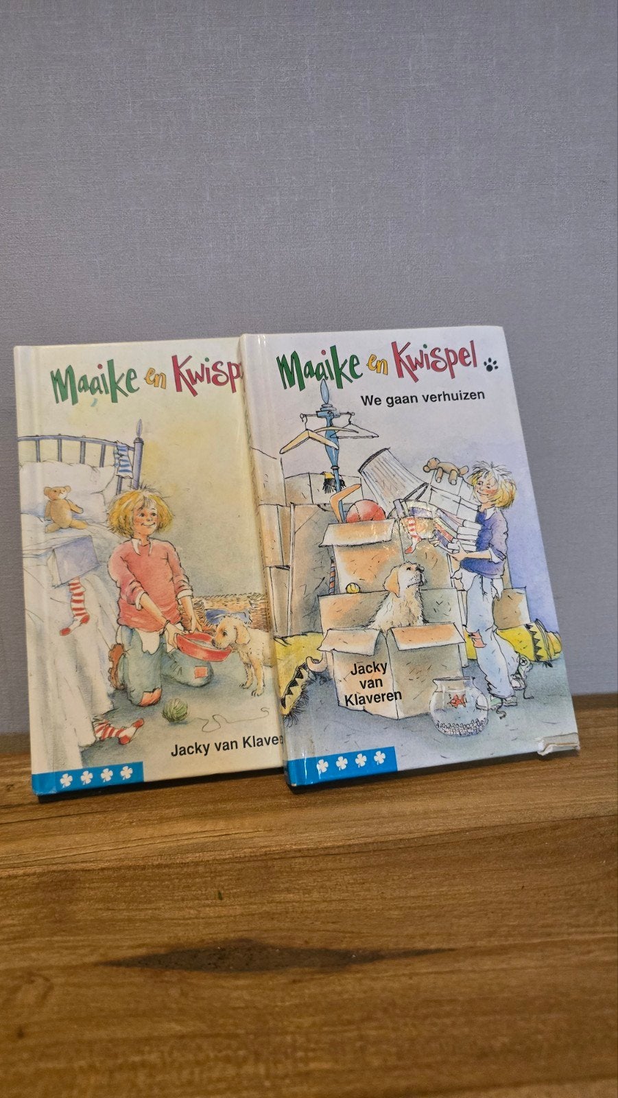 Maaike en Kwispel: We gaan verhuizen (2 boeken), Ophalen of Verzenden, Gelezen, Jacky van Klaveren, Fictie algemeen