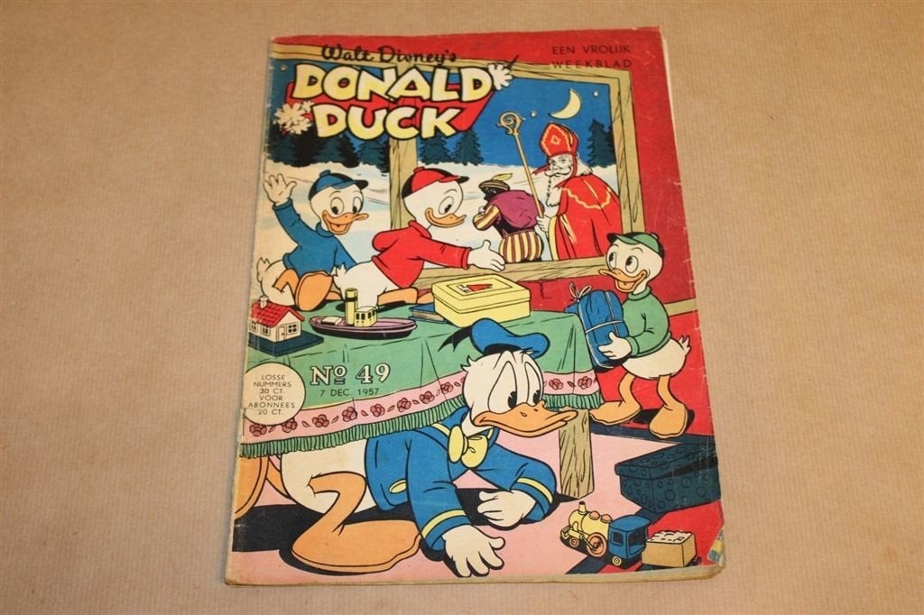 Donald Duck - No. 49 - 1957 - Sinterklaasnummer, Eén stripboek, Ophalen of Verzenden, Gelezen