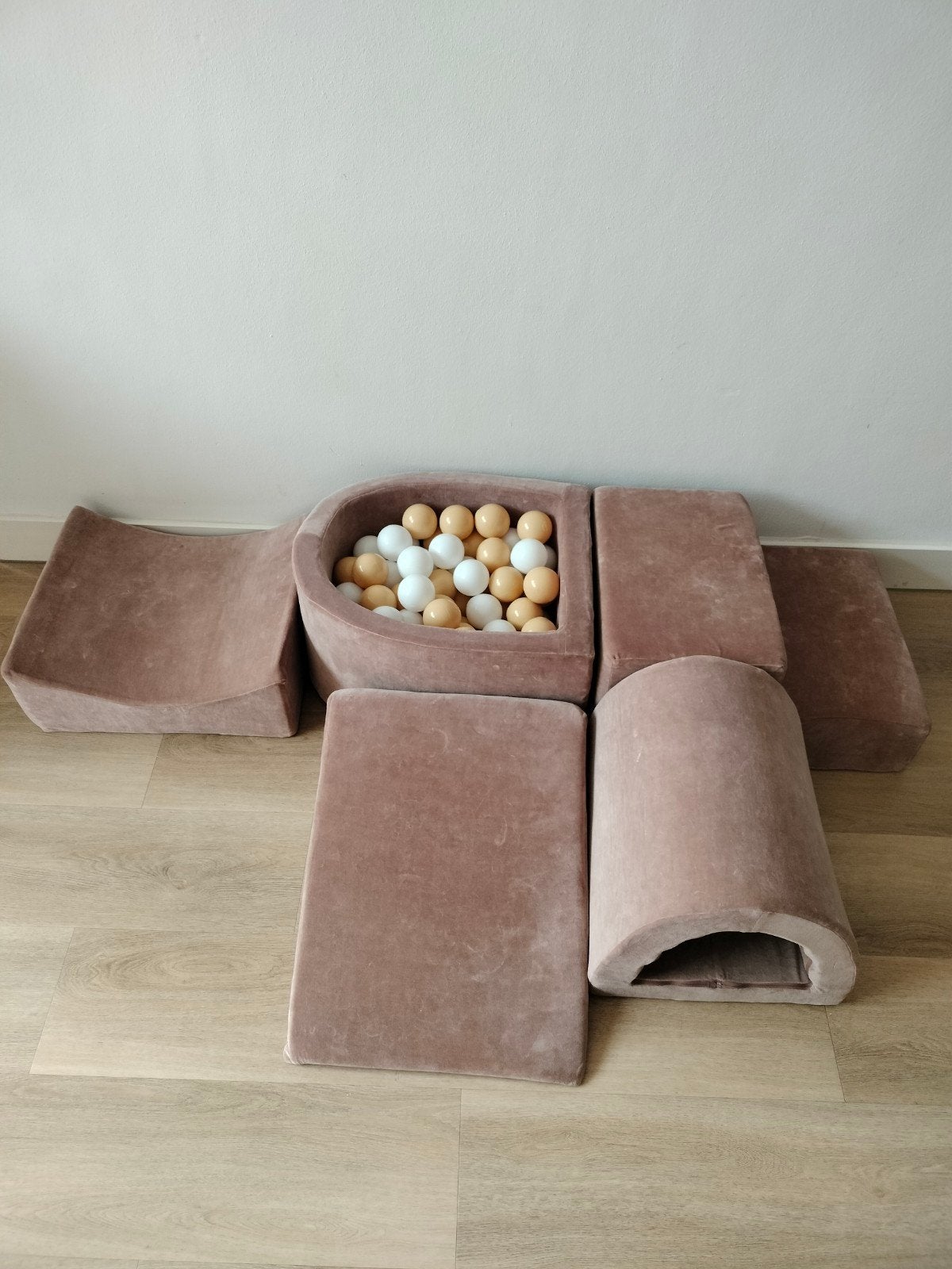 Foam speelset met ballenbak, Ophalen, Zo goed als nieuw, Ontdekken