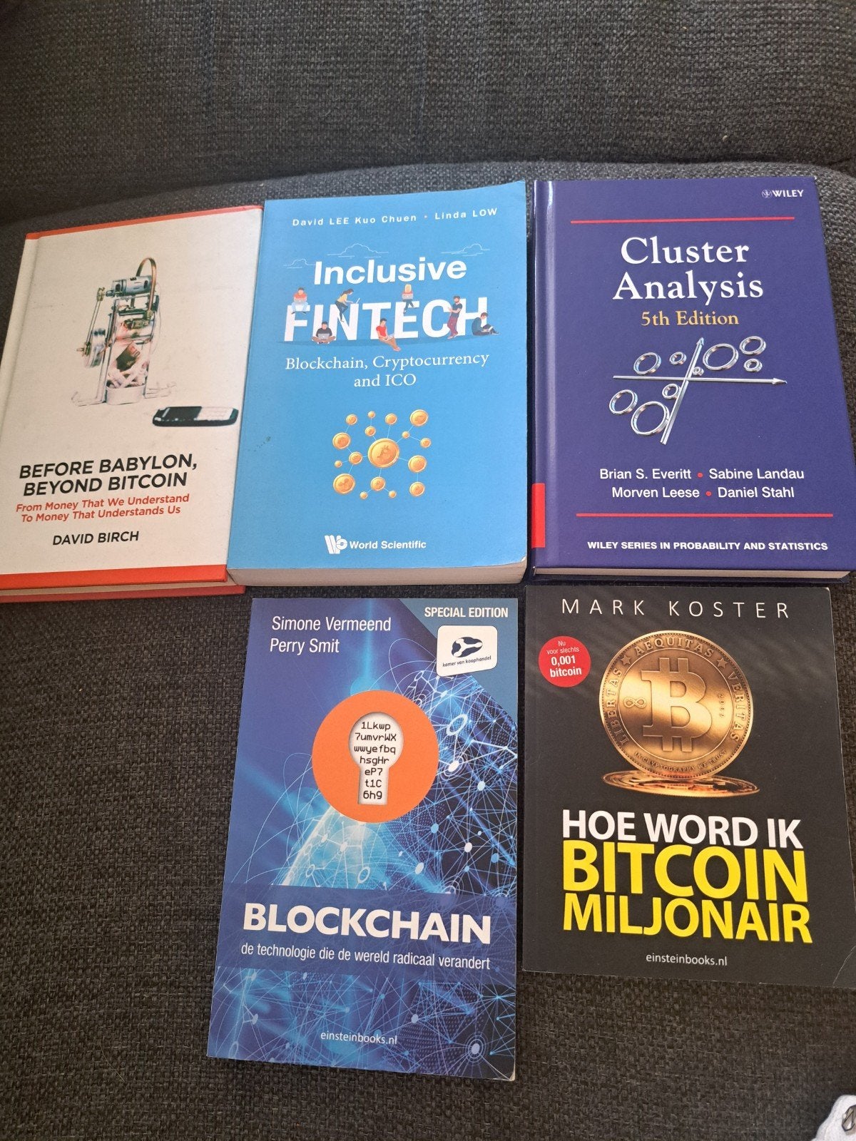 5 boeken bitcoin ongelezen staat blockchain cluster analysis, Ophalen of Verzenden, Zo goed als nieuw