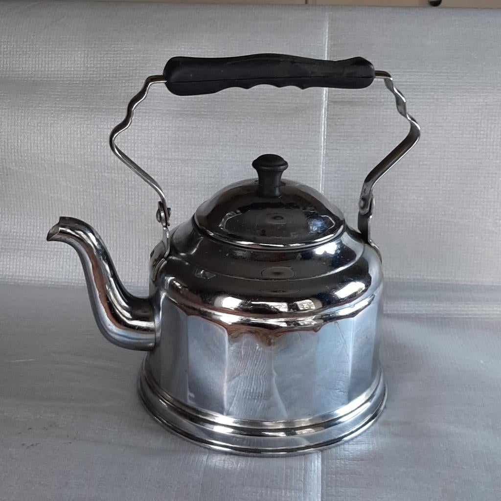 Waterketel verchroomd, vintage voor decoratie, Antiek en Kunst, Antiek | Keukenbenodigdheden, Ophalen
