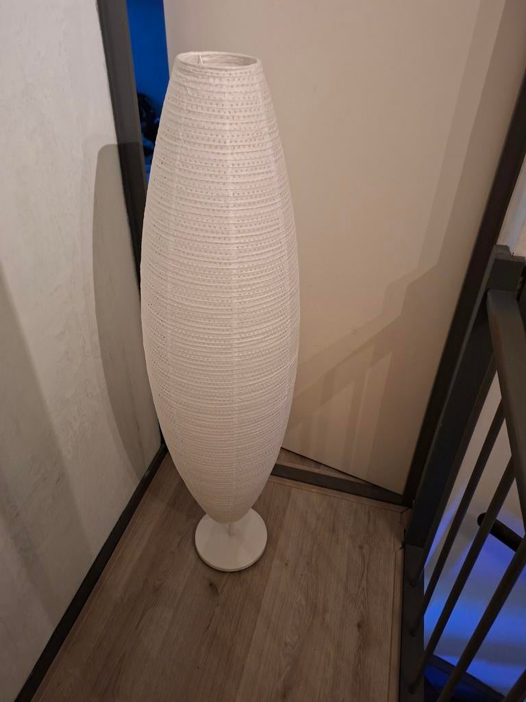 Staande lamp met rijstpapieren kap, Huis en Inrichting, Lampen | Vloerlampen, Ophalen, Gebruikt, Overige materialen