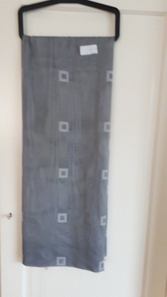 Een lap In Between vitrage middengrijs met witte blokkjes, Overige merken, Ophalen of Verzenden, Zo goed als nieuw, 130 cm