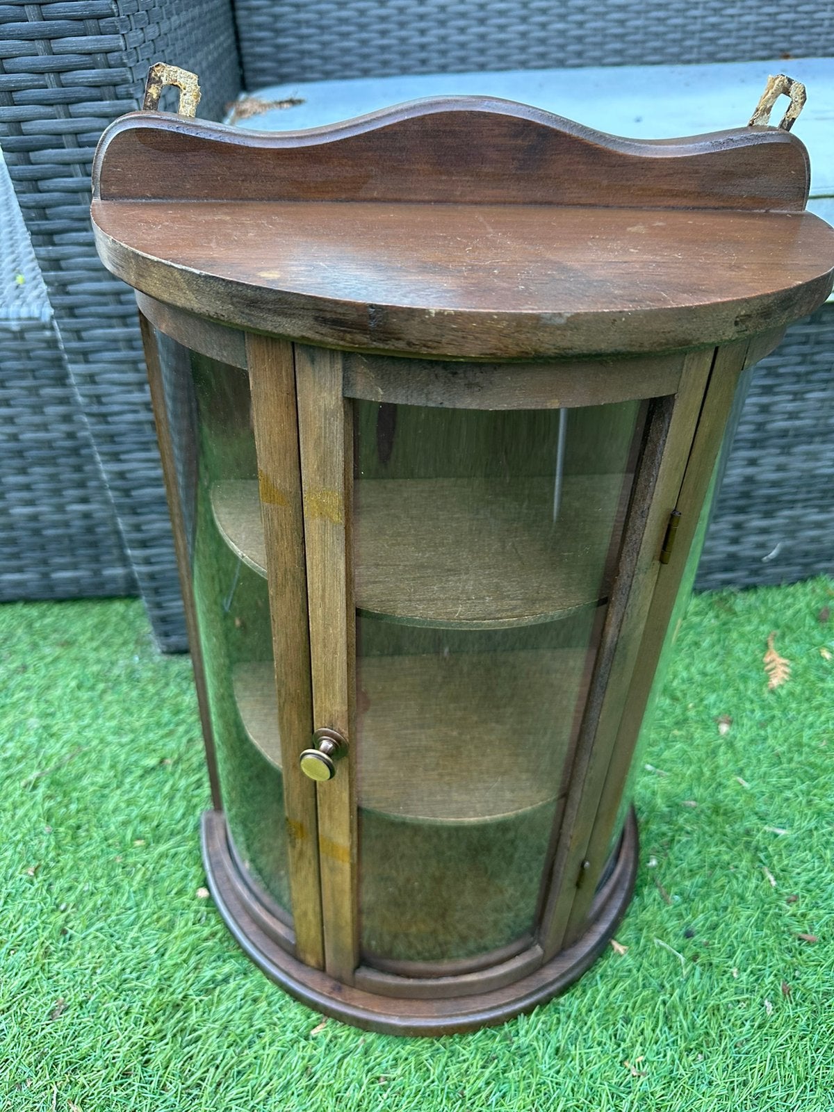 vintage halfrond pronkkastje, Ophalen of Verzenden