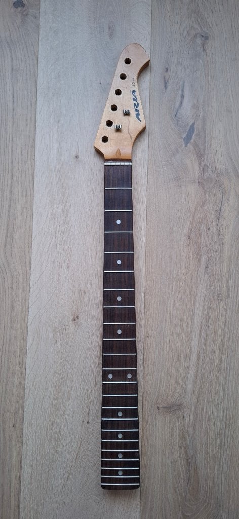 Gitaar hals + tuners, Muziek en Instrumenten, Ophalen of Verzenden, Gebruikt, Elektrische gitaar