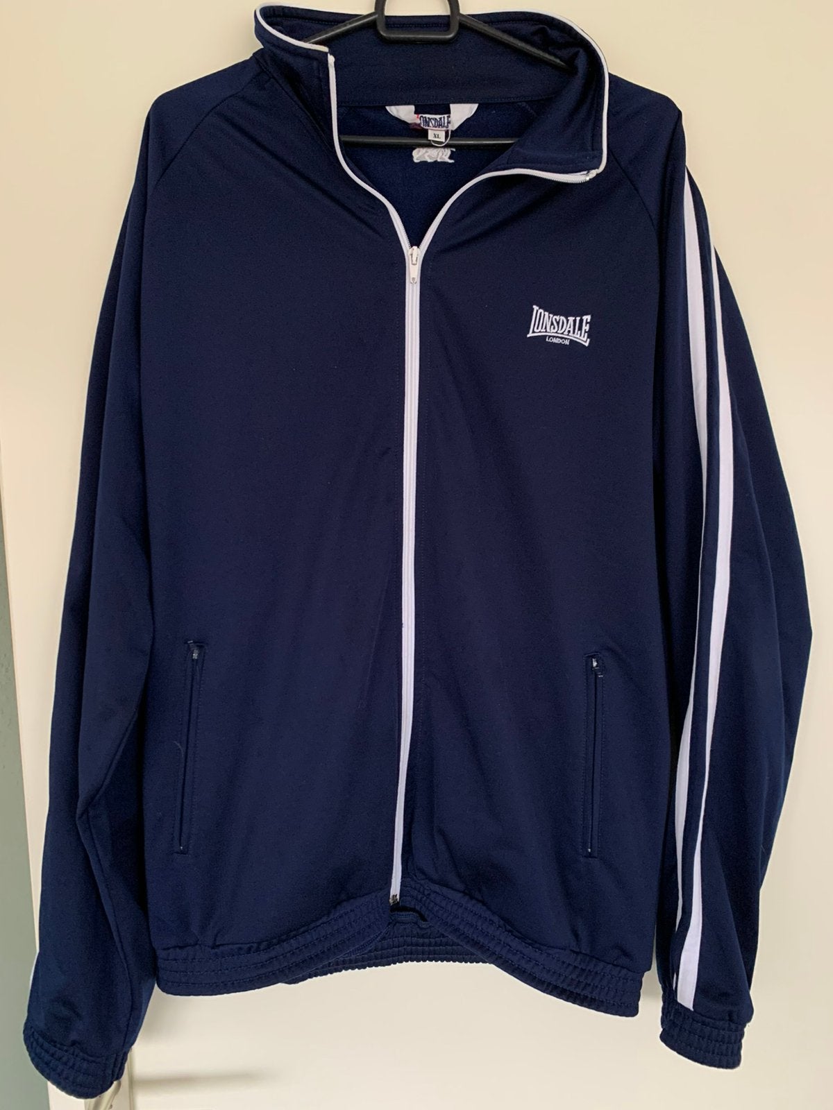 Lonsdale vest heren, Ophalen of Verzenden, Zo goed als nieuw, Maat 56/58 (XL), Blauw