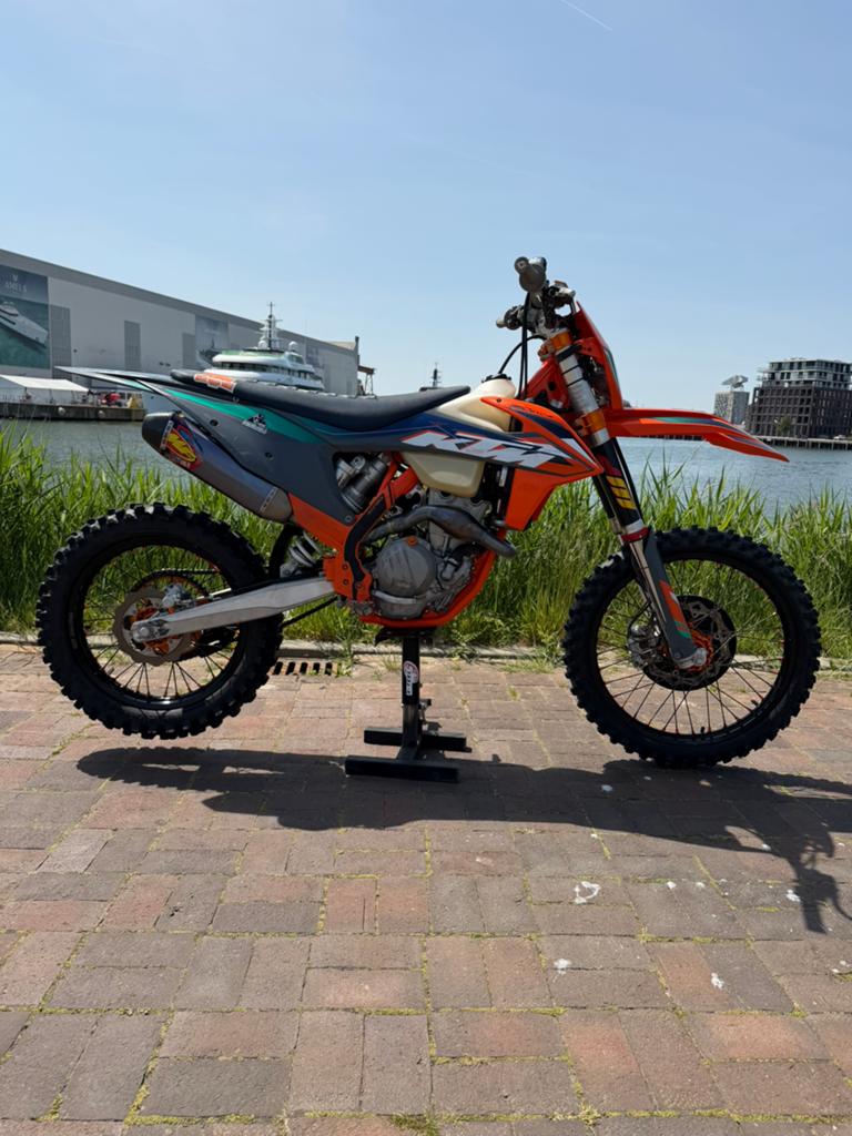 KTM EXC-F 350 wess edition 2021, 73 uur, met kenteken, Ophalen, Zo goed als nieuw, Overige merken