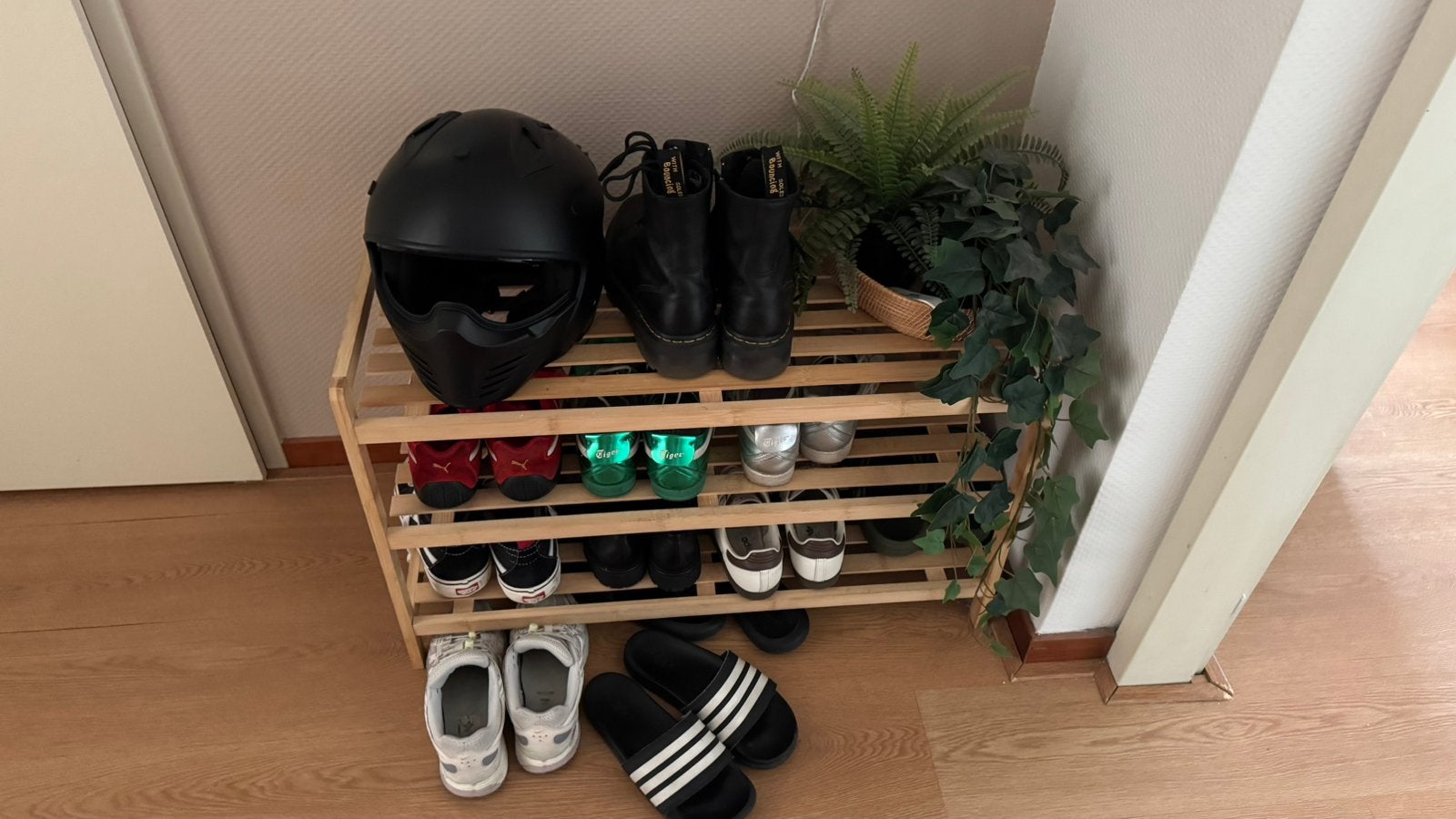 Houten schoenenrek / schoenenkast – 3 niveaus, Ophalen of Verzenden, Zo goed als nieuw