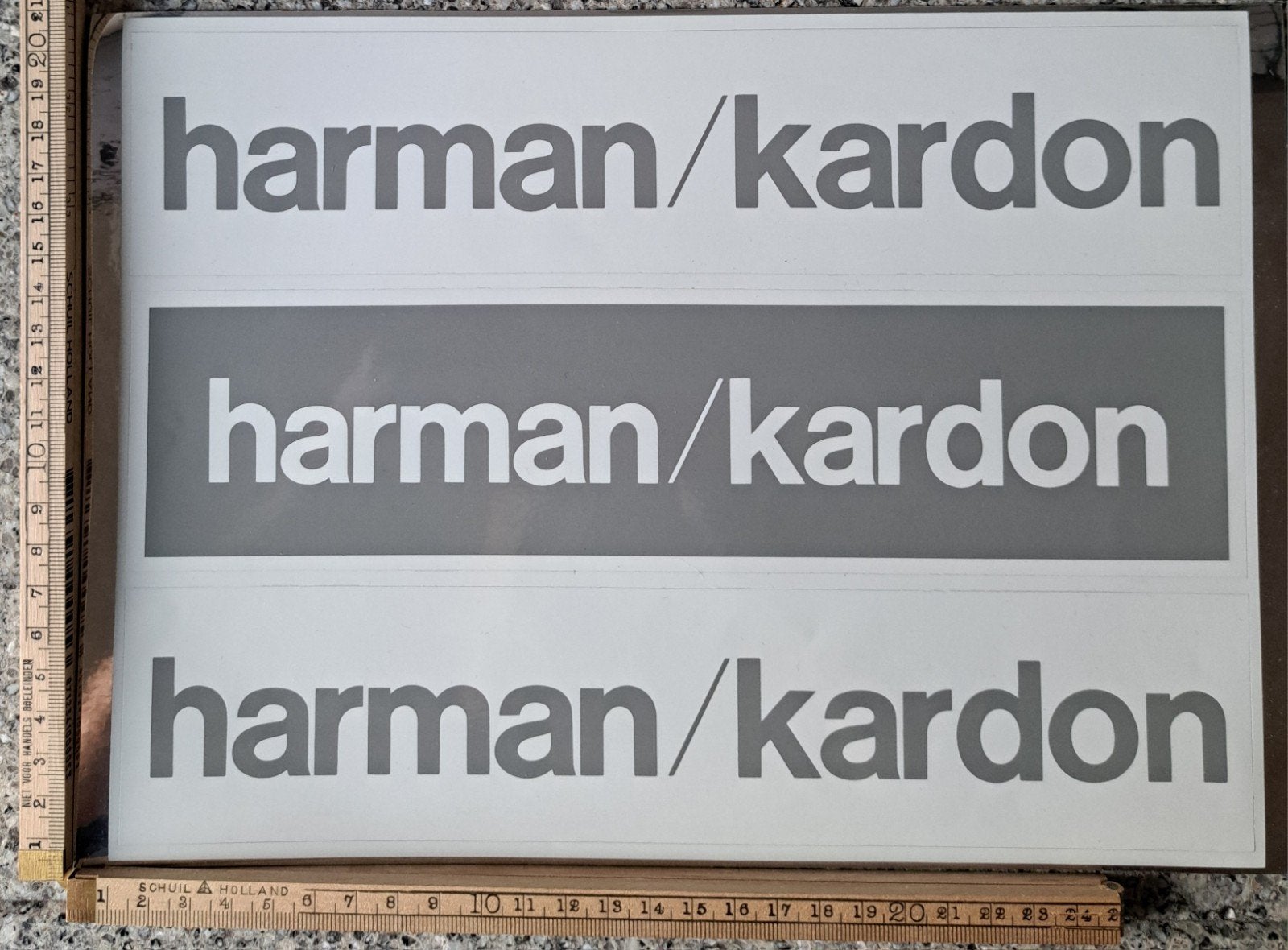 3 Vintage stickers op 1 vel Harman Kardon stereo installatie, Ophalen of Verzenden, Zo goed als nieuw, Merk