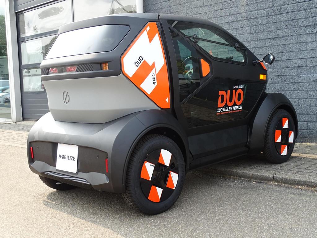 Mobilize Duo 80 Evo PARKEERSENSOREN ACHTER / ALL SEASON BAND, Auto's, Overige Auto's, Automaat, Met garantie (alle), Zwart, Origineel Nederlands