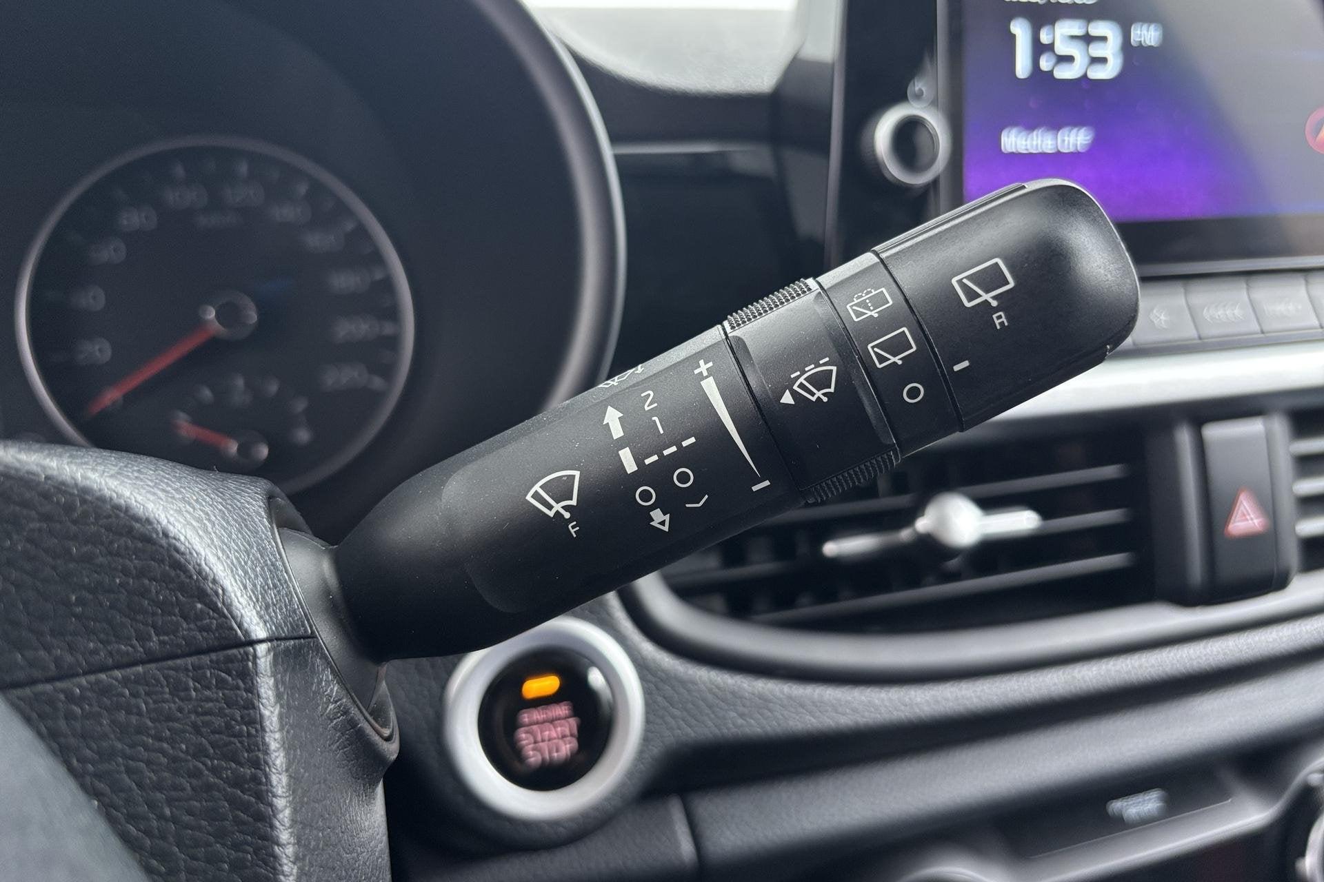 Foto 31 van Kia Picanto 1.0 DPi GT-Line Compacte allrounder met een spor