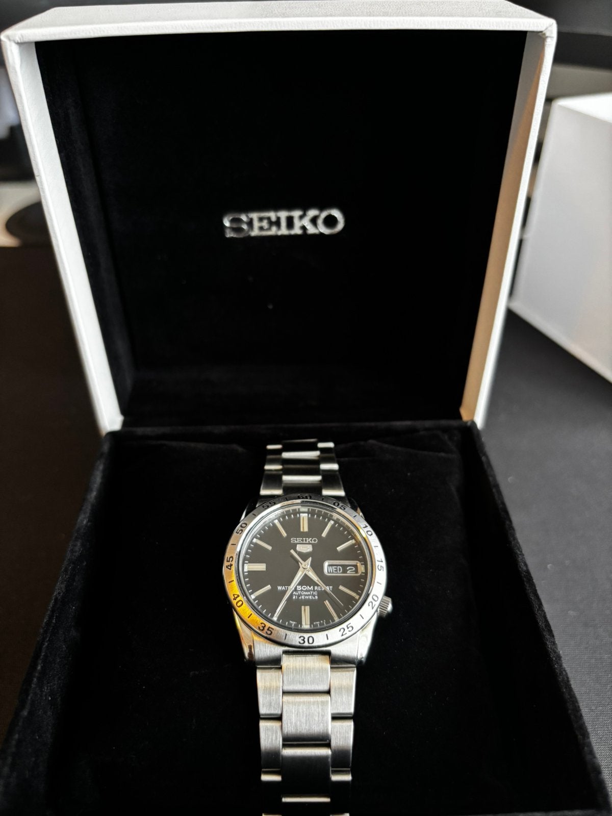 Seiko 5 SNKE01K1 Automatic – Compleet met box & papieren, Sieraden, Tassen en Uiterlijk, Horloges | Heren, Ophalen of Verzenden