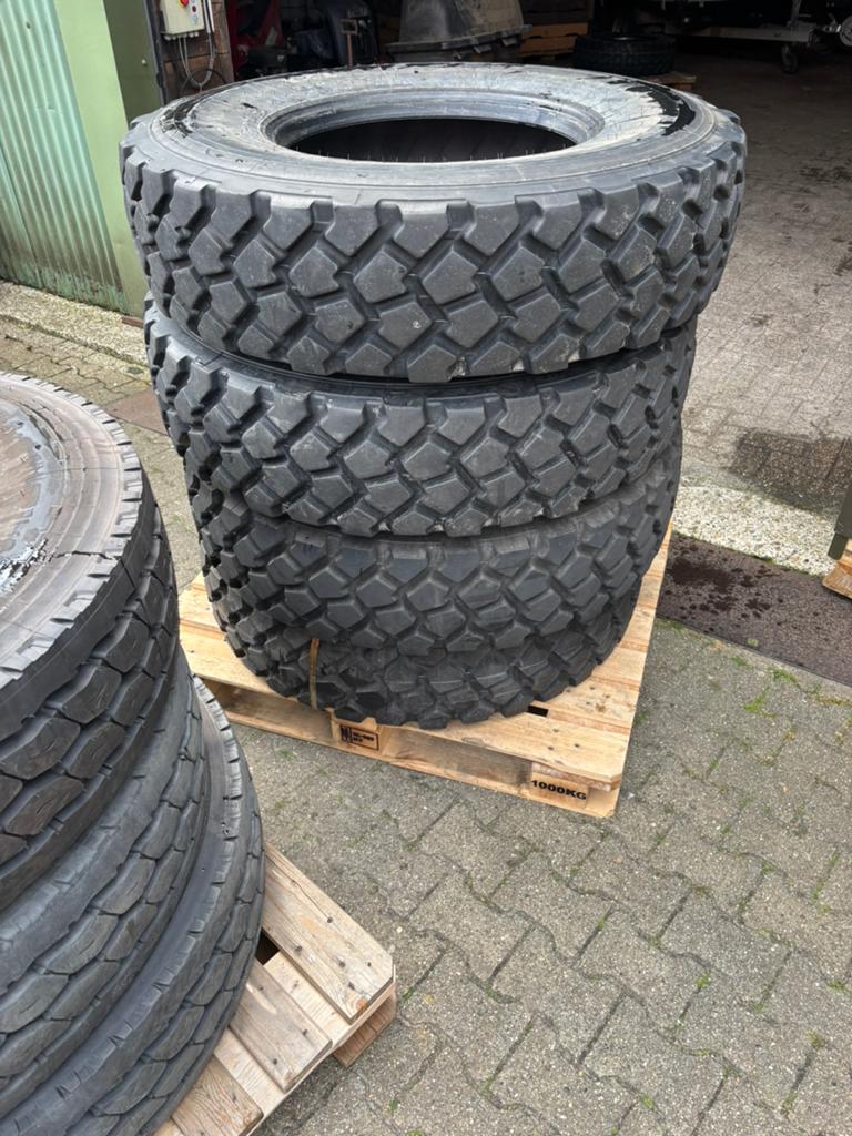 Michelin xzl 13r22.5 vrachtwagen banden offroad, Ophalen of Verzenden, Nieuw, Overige merken