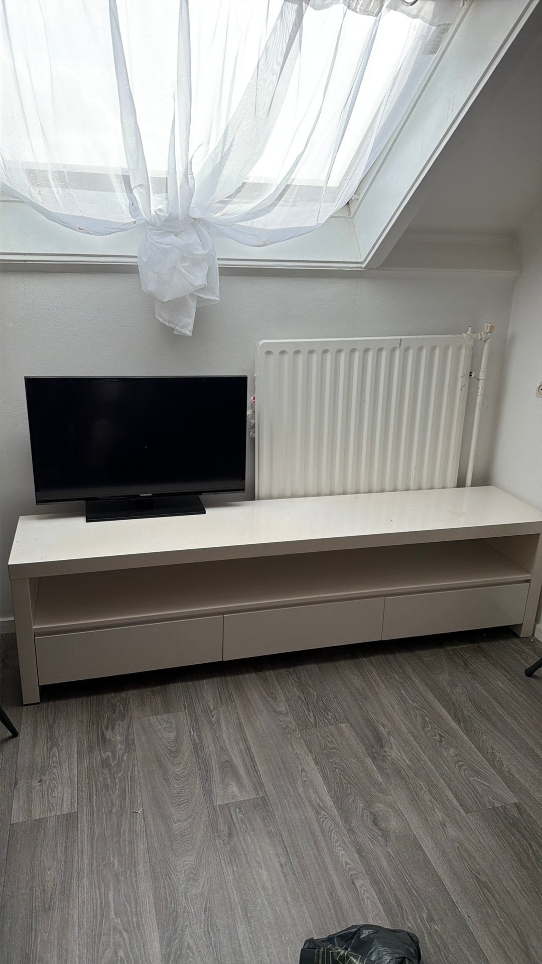 Tv kast, Ophalen, Zo goed als nieuw, Zwart
