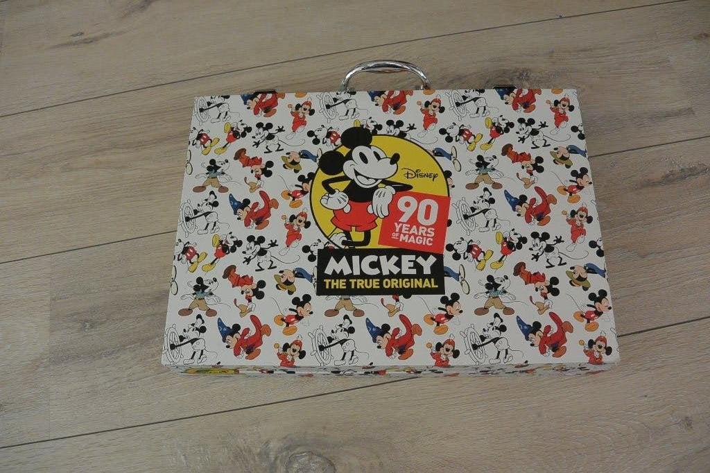 Mickey Mouse 90 jaar Crayola tekenset, Ophalen of Verzenden, Gebruikt, Knutselen