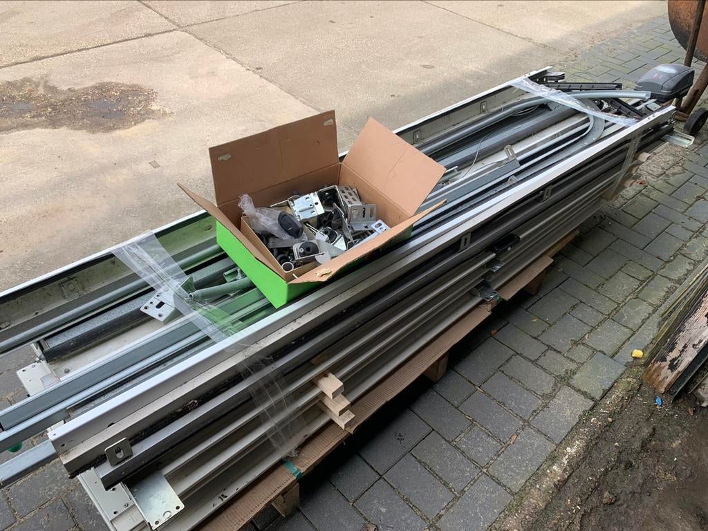 Overhead deur 2415breed x 2365hoog, Ophalen