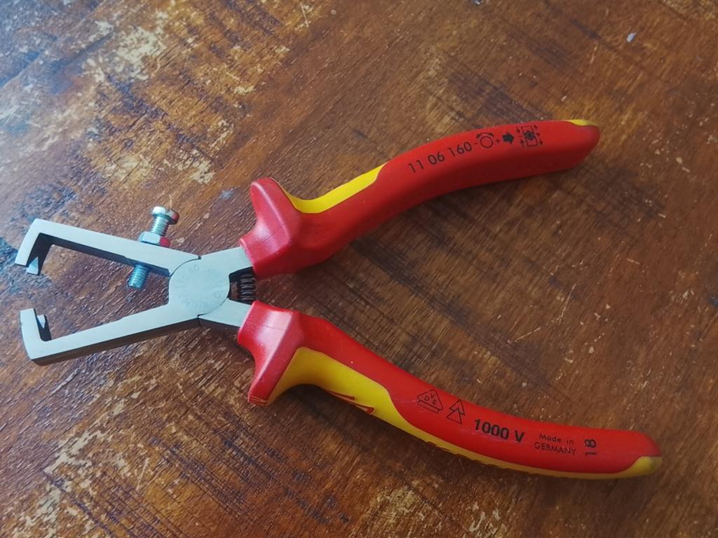 Knipex 11 06 160 Striptang 1000V geïsoleerd, Ophalen of Verzenden, Gebruikt