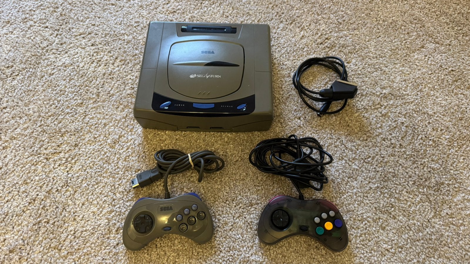 Sega Saturn console - Japanse model 1, Spelcomputers en Games, Spelcomputers | Sega, Ophalen of Verzenden, Gebruikt, Met 2 controllers