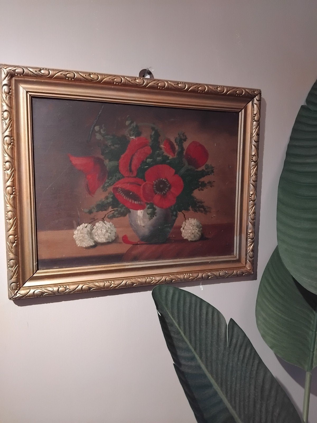 Klassiek stilleven met rode bloemen in vaas, Ophalen of Verzenden