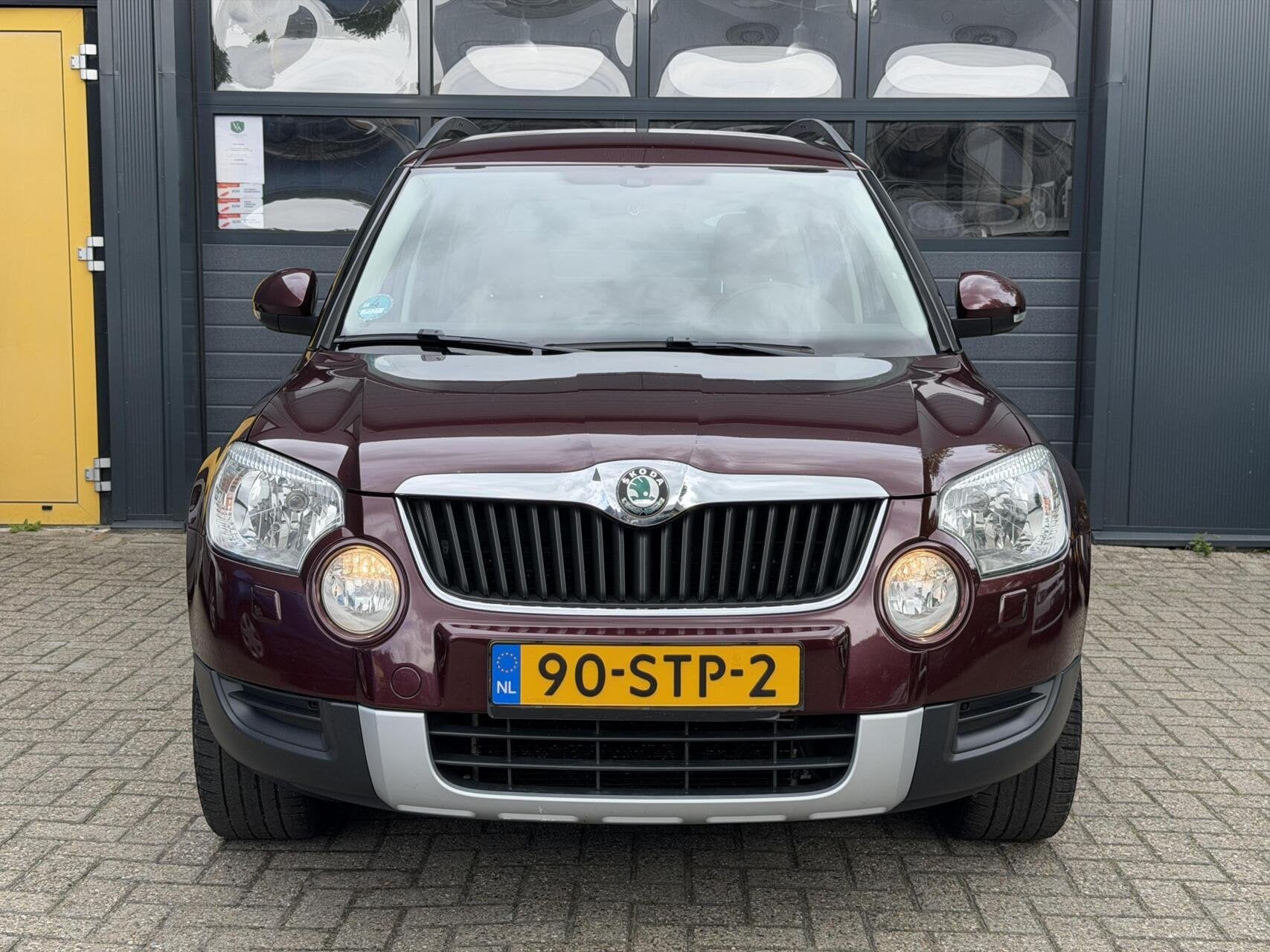 Skoda Yeti 1.2 TSI | Cruise | Airco | nieuwe distributie, Auto's, Voorwielaandrijving, Euro 5, Gebruikt, 4 cilinders