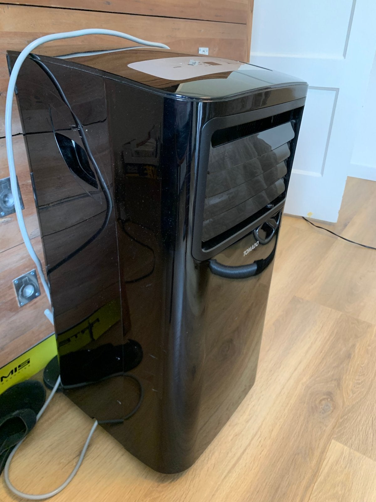 Tomado Mobiele Airco TMA9001B - Zwart, Witgoed en Apparatuur, Airco's, Ophalen, Minder dan 60 m³, 3 snelheden of meer, Zo goed als nieuw