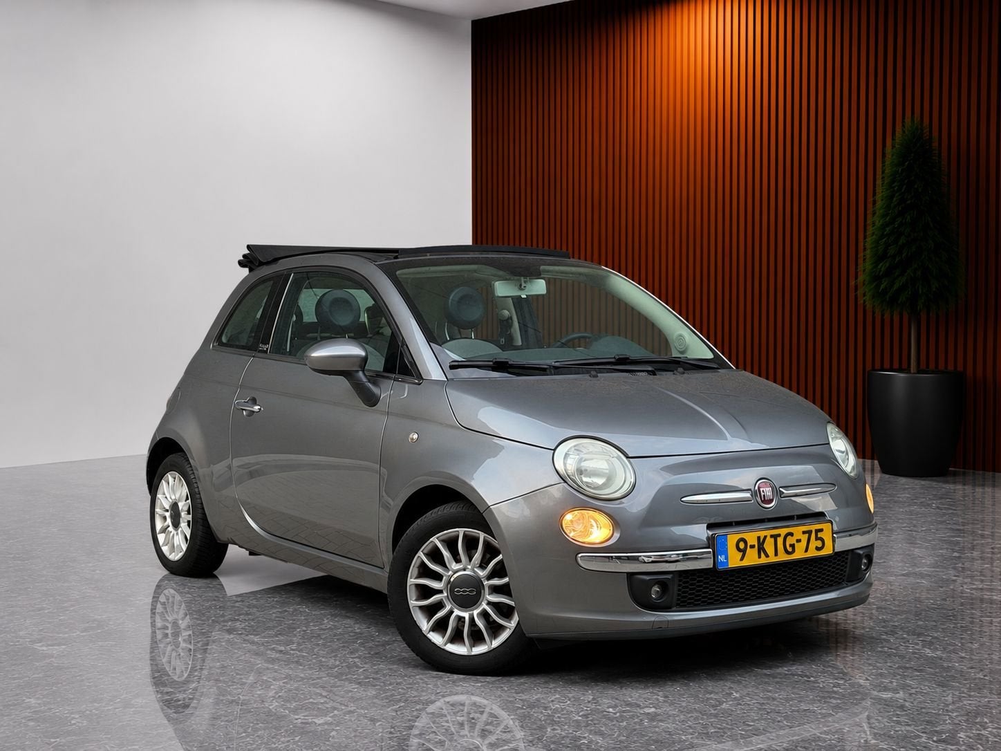 Fiat 500 C 0.9 TwinAir Lounge AUTOMAAT (AIRCO, SOFTTOP, ELEK, Euro 5, 86 pk, Gebruikt, Zwart