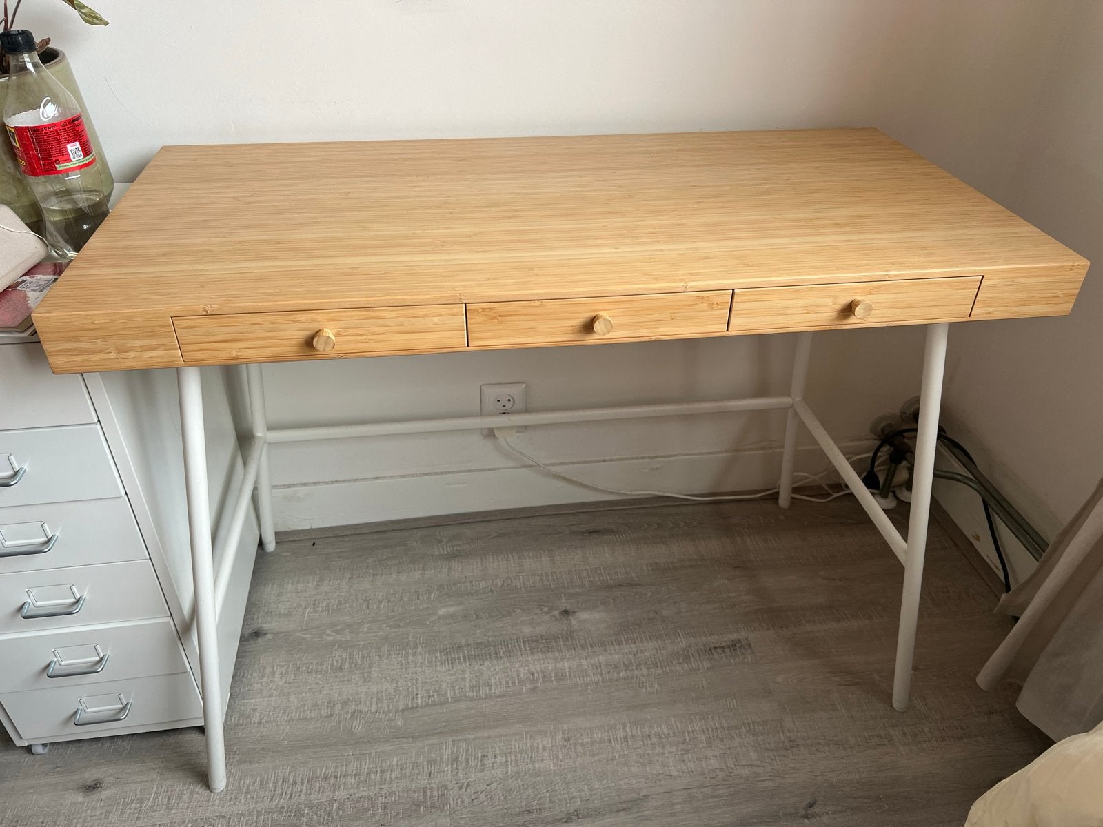 IKEA LILLÅSEN Bureau bamboe, 102x49 cm, Ophalen, Scandinavisch, Zo goed als nieuw, IKEA