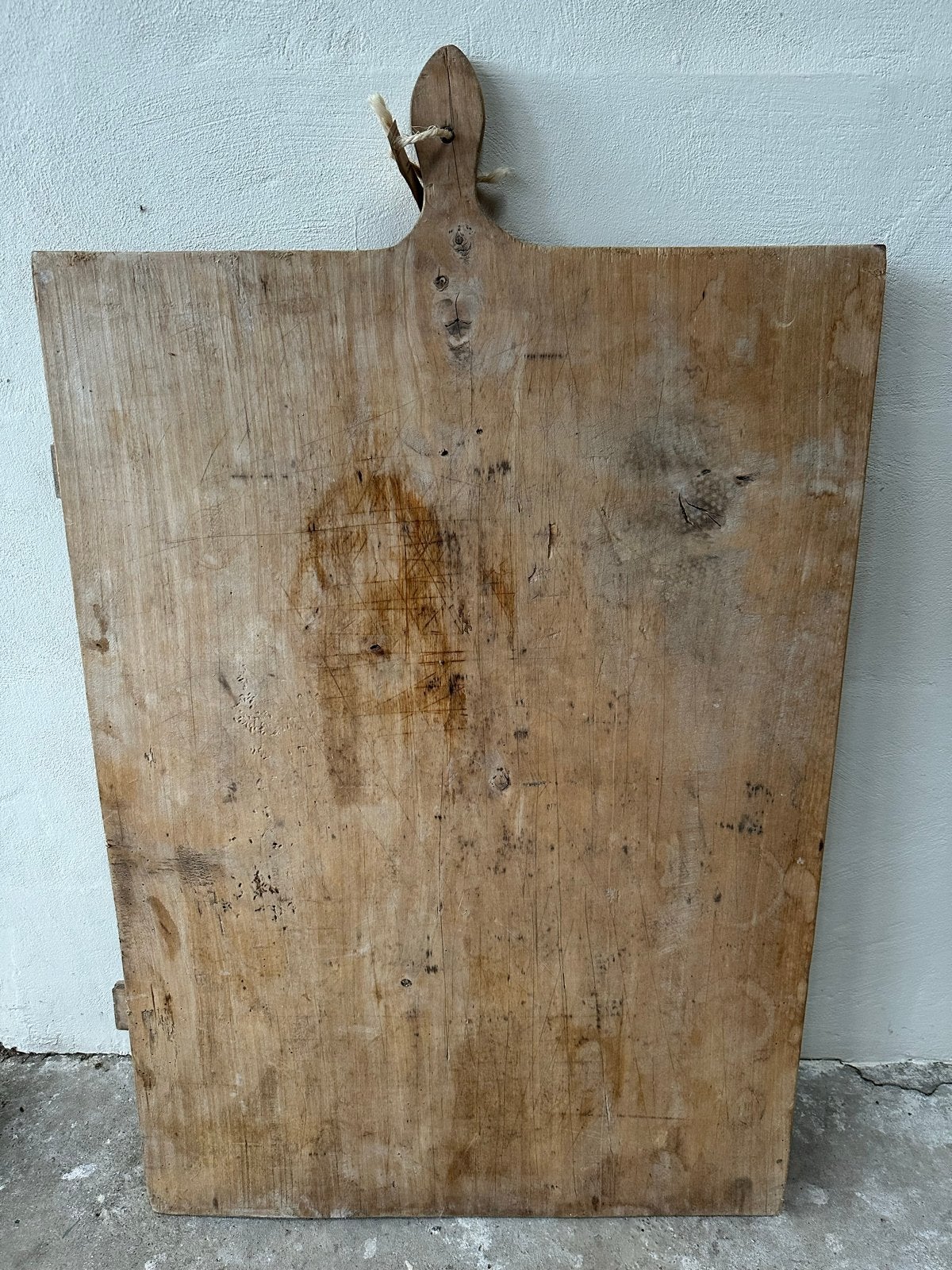 Grote antieke broodplank / snijplank van Jan van IJken, Ophalen