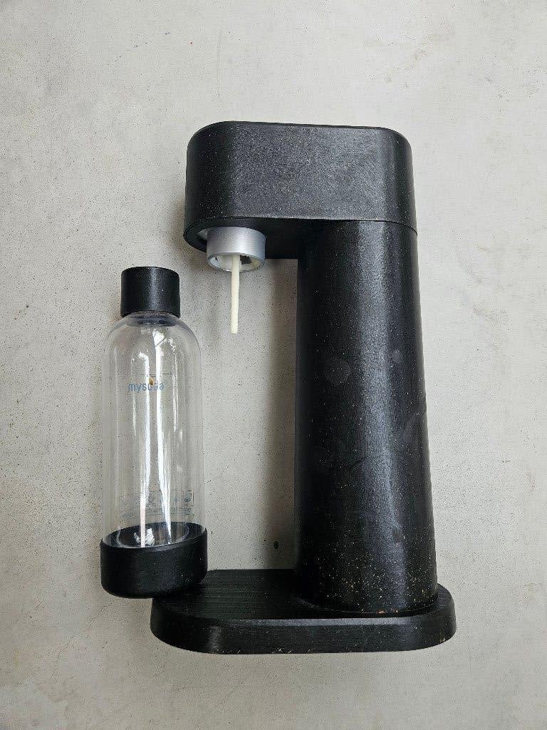 Sodastream bruiswater Zwart, Witgoed en Apparatuur, Bruiswatermachines, Ophalen, Zo goed als nieuw