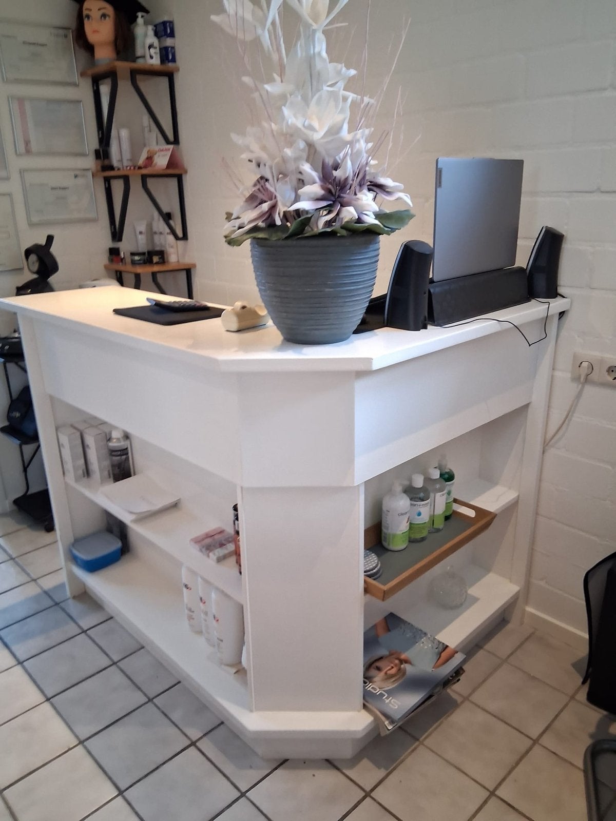 Complete Kapsalon Inrichting Te Koop, Witgoed en Apparatuur, Ophalen