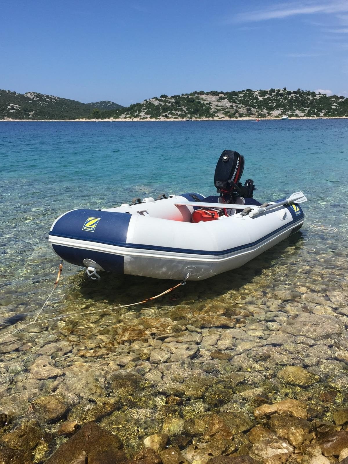 Zodiac C310S boot met 5pk Mercury motor en accessoires, Watersport en Boten, Ophalen, Buitenboordmotor, Mercury