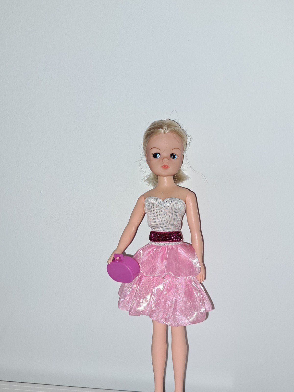 outfits voor barbie sindy fleur ken excl pop 2 euro per foto, Ophalen of Verzenden, Barbie