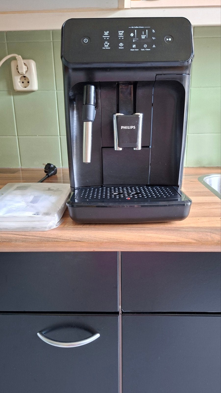 wie kan ik blijmaken met deze fijne koffie automaat., Witgoed en Apparatuur, Koffiezetapparaten, Ophalen, Koffiemachine, Koffiebonen