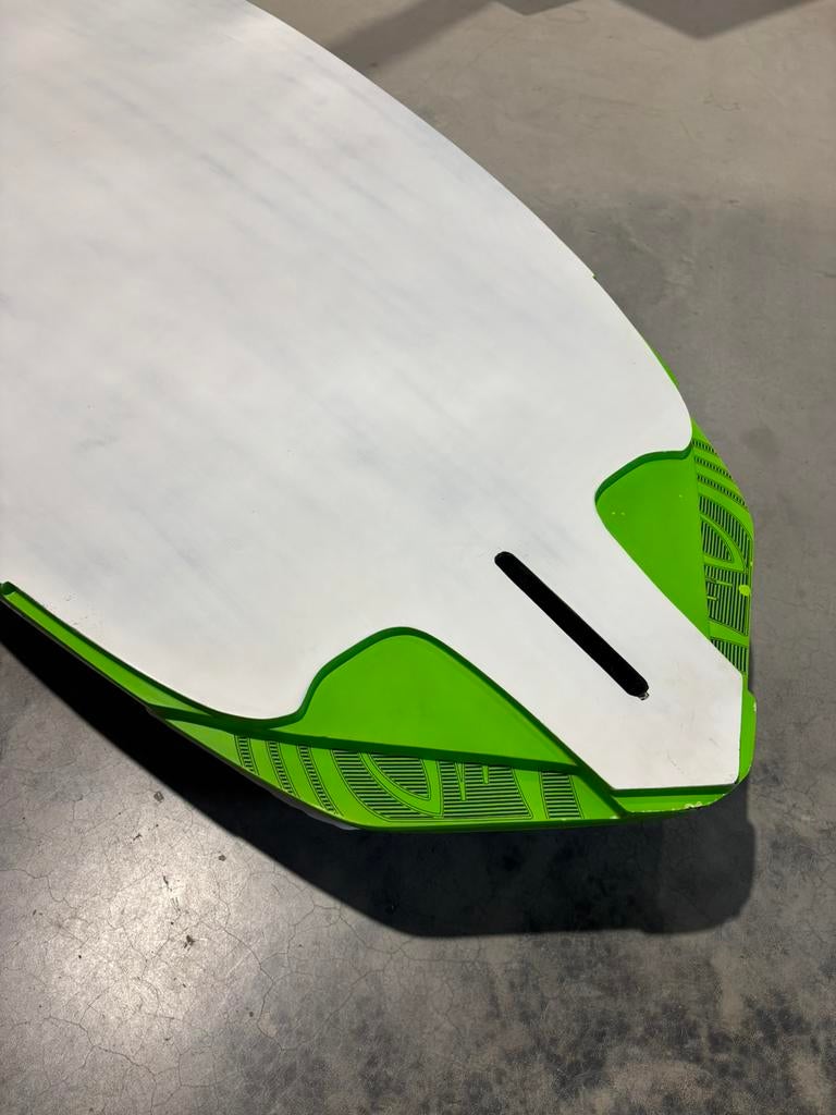 Nove Nove World Cup Slalom - 129L, Watersport en Boten, Windsurfen, Met voetbanden, Gebruikt, -, Minder dan 250 cm