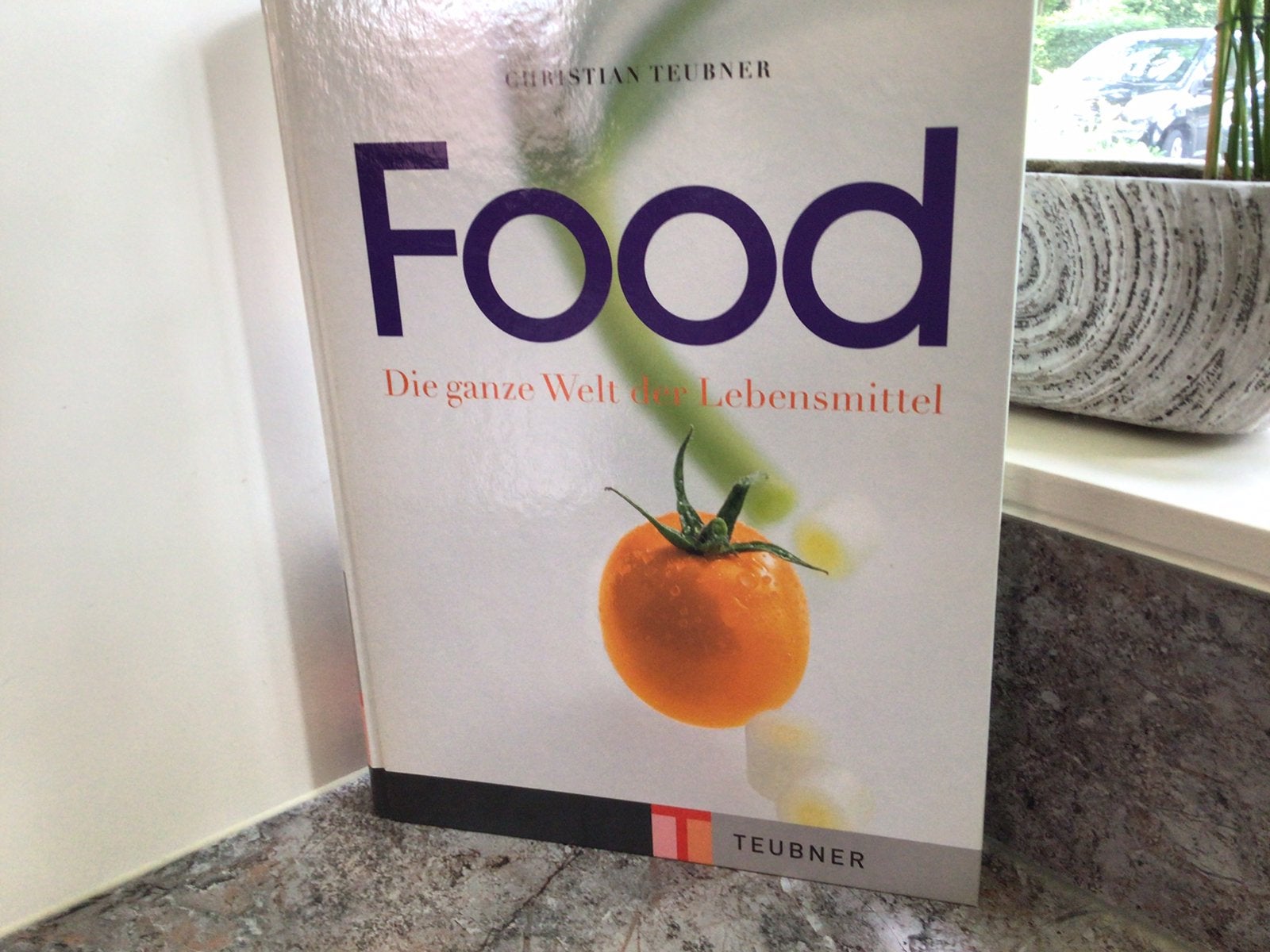 Food, Ophalen, Zo goed als nieuw